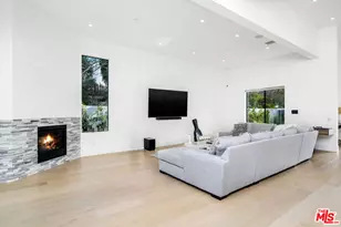 22931 Dolorosa St, Woodland Hills, CA 91367 - Photo 4