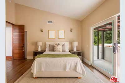 2468 Coldwater Canyon Dr, Beverly Hills, CA 90210 - Photo 38
