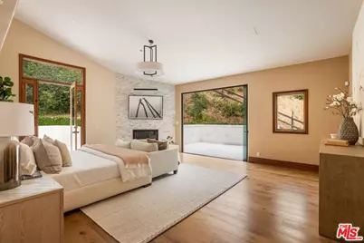 2468 Coldwater Canyon Dr, Beverly Hills, CA 90210 - Photo 28