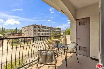 4805 Bellflower Ave #203, North Hollywood, CA 91601 - Photo 12