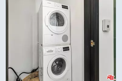 1100 Wilshire Blvd #2911, Los Angeles, CA 90017 - Photo 14