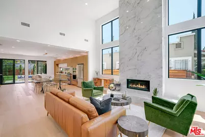 244 S Gramercy Pl, Los Angeles, CA 90004 - Photo 46