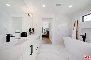 244 S Gramercy Pl, Los Angeles, CA 90004 - Photo 26