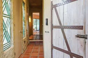 2011 W Silver Lake Dr, Los Angeles, CA 90039 - Photo 32