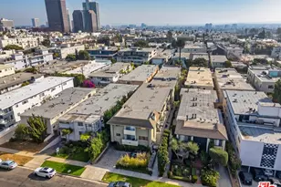 11946 Dorothy St, Los Angeles, CA 90049 - Photo 14