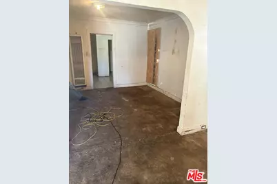 5214 Cimarron St #5216, Los Angeles, CA 90062 - Photo 14