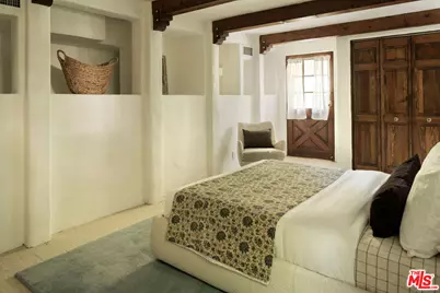 4860 Vanalden Ave, Tarzana, CA 91356 - Photo 32