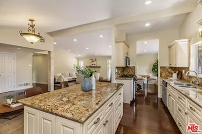 20411 Hatteras St, Woodland Hills, CA 91367 - Photo 8