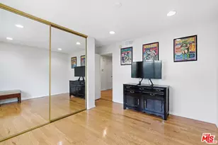 15155 Sherman Way, Van Nuys, CA 91405 - Photo 12