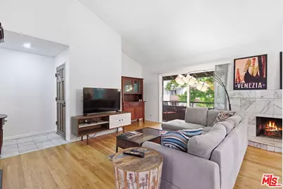 15155 Sherman Way #47, Van Nuys, CA 91405 - Photo 2