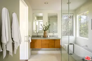 1126 Indiana Ave, Venice, CA 90291 - Photo 22