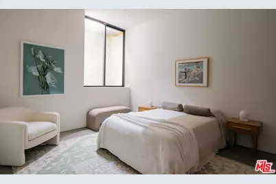 5208 Sanchez Dr, Los Angeles, CA 90008 - Photo 38