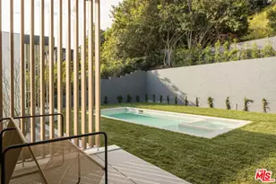 5208 Sanchez Dr, Los Angeles, CA 90008 - Photo 32