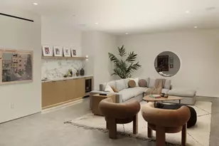 5208 Sanchez Dr, Los Angeles, CA 90008 - Photo 42