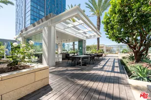 877 Francisco St, Los Angeles, CA 90017 - Photo 14