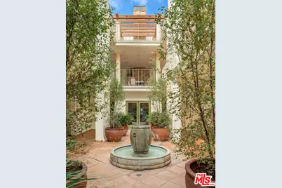 2001 Artesia Blvd #208, Redondo Beach, CA 90278 - Photo 2
