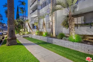 121 S Palm Dr, Beverly Hills, CA 90212 - Photo 42
