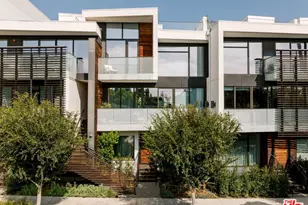 702 N Doheny Dr, West Hollywood, CA 90069 - Photo 16