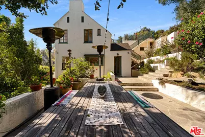 3001 Passmore Dr, Los Angeles, CA 90068 - Photo 40