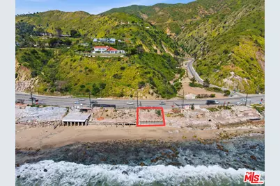 19922 Pacific Coast Hwy, Malibu, CA 90265 - Photo 12
