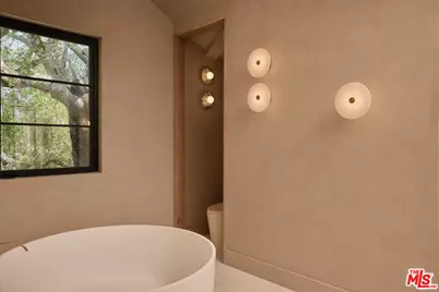 14000 Otsego St, Sherman Oaks, CA 91423 - Photo 28