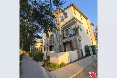 19549 Cardigan Dr, Northridge, CA 91324 - Photo 10