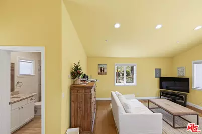 30429 Morning View Dr, Malibu, CA 90265 - Photo 32