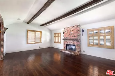 2008 S Bedford St, Los Angeles, CA 90034 - Photo 6