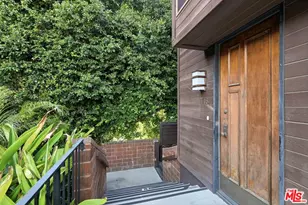 1033 Carol Dr, West Hollywood, CA 90069 - Photo 2
