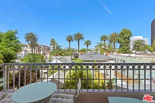 221 S Gale Dr, Beverly Hills, CA 90211 - Photo 12