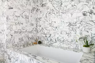 8420 W Sunset Blvd, West Hollywood, CA 90069 - Photo 16