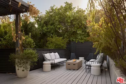 12906 Warren Ave, Los Angeles, CA 90066 - Photo 22