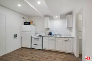 845 W 19th St, San Pedro, CA 90731 - Photo 48