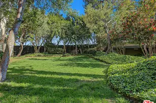 8675 Falmouth Ave, Playa del Rey, CA 90293 - Photo 28