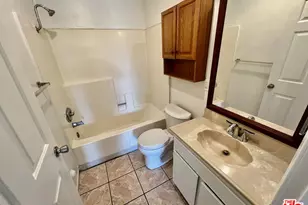 13227 Vanowen St, North Hollywood, CA 91605 - Photo 6