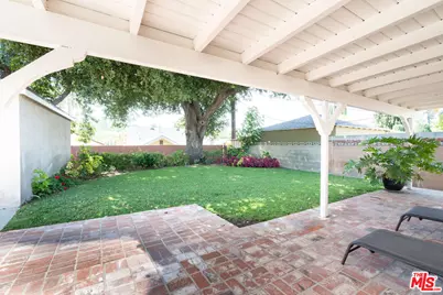 10741 Russett Ave, Sunland, CA 91040 - Photo 20
