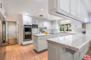 17040 Rancho St, Encino, CA 91316 - Photo 22