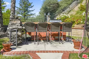 28281 Timothy Dr, Santa Clarita, CA 91350 - Photo 32