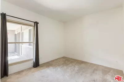 8710 Belford Ave #215B, Los Angeles, CA 90045 - Photo 18