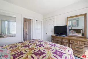 1123 W 52nd St, Los Angeles, CA 90037 - Photo 12