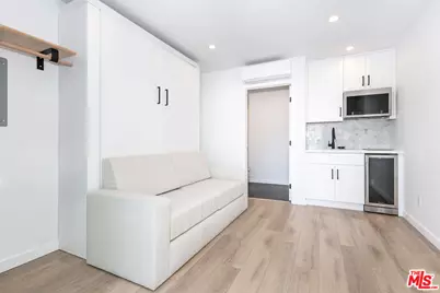 732 N Cherokee Ave, Los Angeles, CA 90038 - Photo 26
