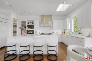 1116 Linda Flora Dr, Los Angeles, CA 90049 - Photo 12