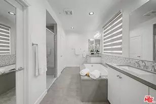 12883 Runway Rd, Playa Vista, CA 90094 - Photo 22