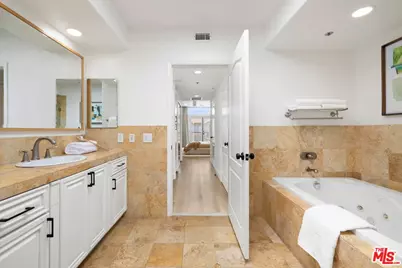 11855 Goshen Ave #Ph 303, Los Angeles, CA 90049 - Photo 14