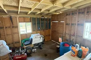 1222 E 18th St, Bakersfield, CA 93305 - Photo 12