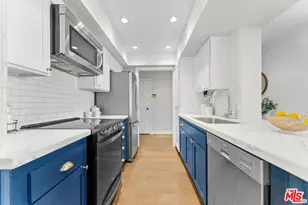 906 N Doheny Dr, West Hollywood, CA 90069 - Photo 12