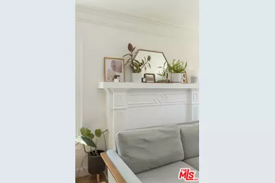 1640 S Gramercy Pl, Los Angeles, CA 90019 - Photo 8