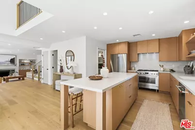 13080 Mindanao Way #95, Marina del Rey, CA 90292 - Photo 22