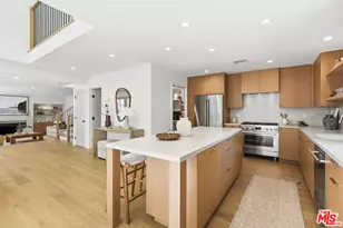 13080 Mindanao Wy, Marina del Rey, CA 90292 - Photo 22