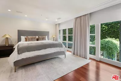 10580 Wilshire Blvd #2, Los Angeles, CA 90024 - Photo 14
